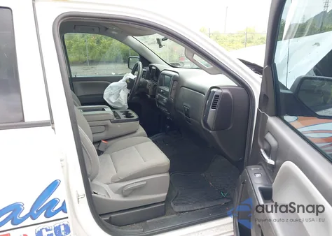 2018 Chevrolet Silverado K1500 Custom из США, поврежденный, VIN 1GCVKPEC1JZ203519